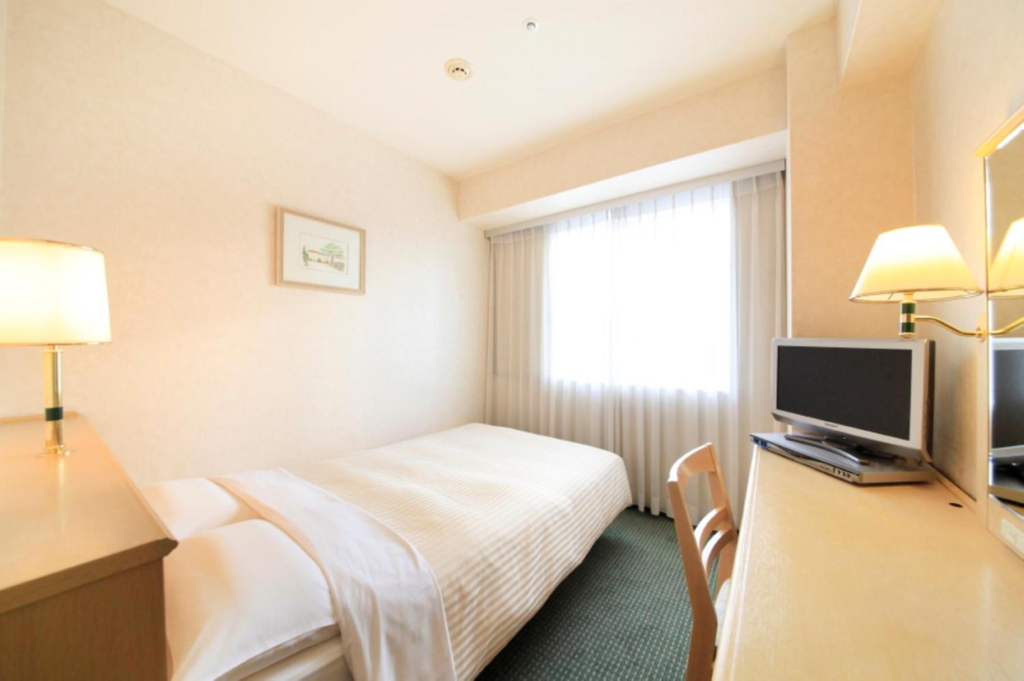 Kofu Washington Hotel Plaza Екстериор снимка