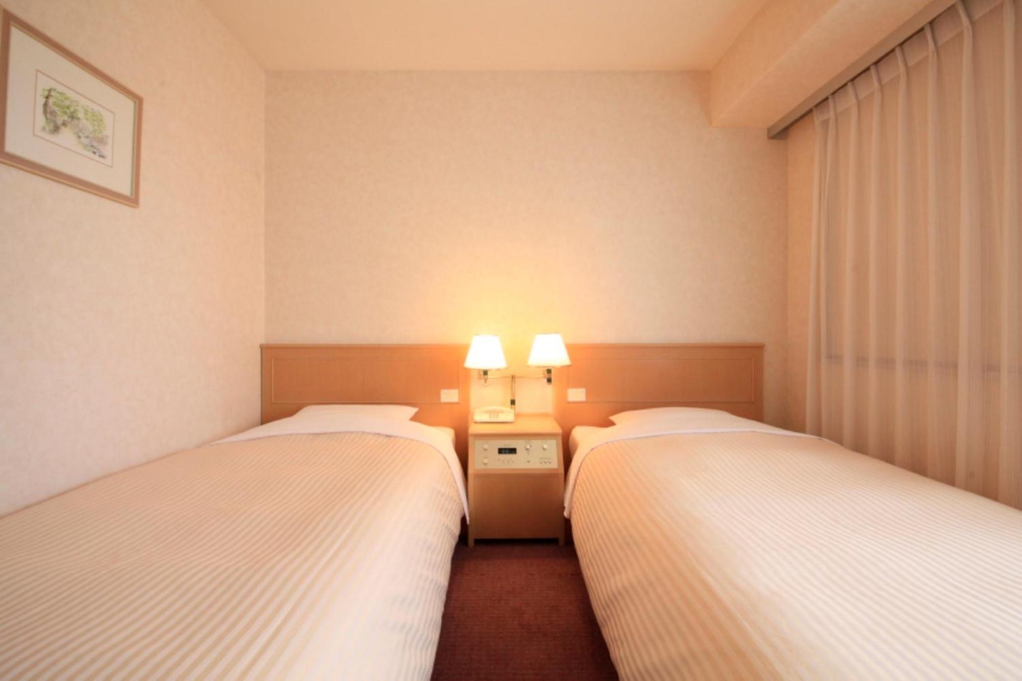 Kofu Washington Hotel Plaza Екстериор снимка
